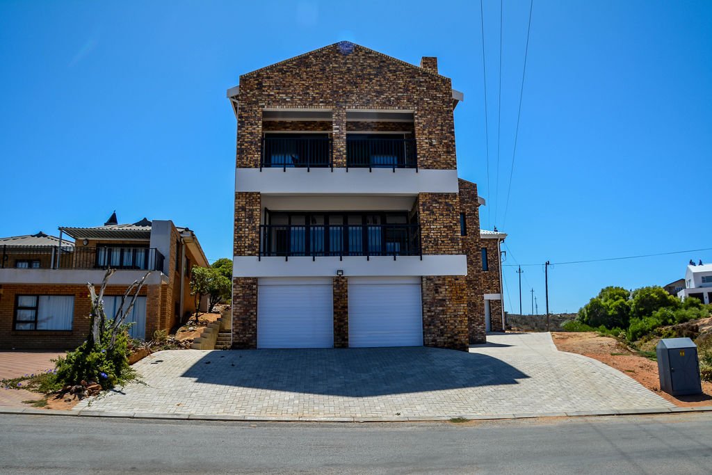 5 Bedroom Property for Sale in Louis Rood Western Cape